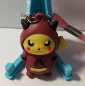 Pikachu (lila/Team Magma) Pokemon Schlüsselanhänger 2" Figur - Bild 1 von 2