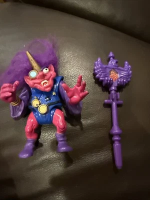 Vintage 1992 Applause Troll Warriors Oddvar The Wizard Action Figure Near   Comp - Image 1 of 4