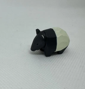 Mini Figure Tapir Wood Carving Artist Kawasaki Seiji Capsule Toy - Picture 1 of 4