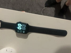 Apple Watch Series 9 Cellular 45mm black, black sports band , M/L - Zdjęcie 1 z 6
