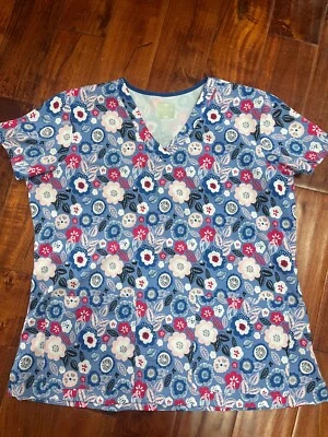 Med Couture Scrub Top Plus Size 2X Blue Flower Print Scrubs Floral Nurse Uniform - Image 1 of 3