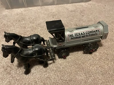 Vintage Ertl Texaco Horse and Tanker - Image 1 of 4