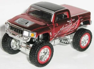 1/64 = LIFTED / 2003 HUMMER H3T / OFF ROAD / 4x4 PICKUP TRUCK / Rubber Tire - Picture 1 of 3