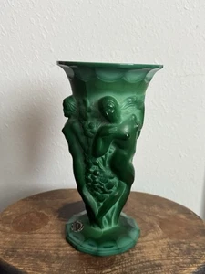 Art Deco grüne Glas Vase "Die Ernte" von Curt Schlevogt - Bild 1 von 9