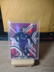 2022 Topps Finest MLS Pink Prism Refractor 95/125 Facundo Torres #58 Rookie RC - Picture 1 of 2