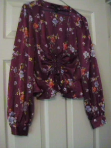 FOREVER 21 RASPBERRY LONG SLEEVE FLORAL PEPLUM BLOUSE - Picture 1 of 6