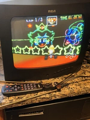 Vintage RCA Tv Retro Gaming Crt Television 2000 E13309 w Remote & Antenna VIDEO - Image 1 of 4