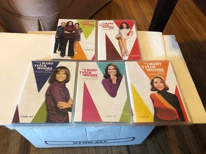 The Mary Tyler Moore Show: The Complete Seasons 2 - 6 Season Lot Like New - Bild 1 von 2