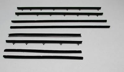 Buick GS California Spec 1967 sedán de 2 puertas con moldura de especificaciones kit de fieltro de 8 piezas, CBU235A Foto 1 de 1