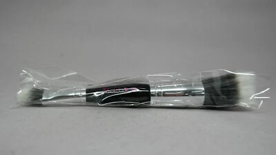 CEPILLO EN POLVO Mally Beauty de doble extremo para rostro y ojos TAMAÑO COMPLETO Foto 1 de 4