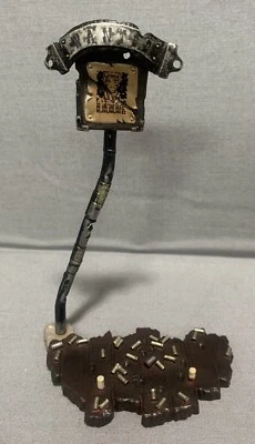 Kaiyodo Vash the Stampede  Trigun Planet Gunsmoke Stand Part - Image 1 of 4