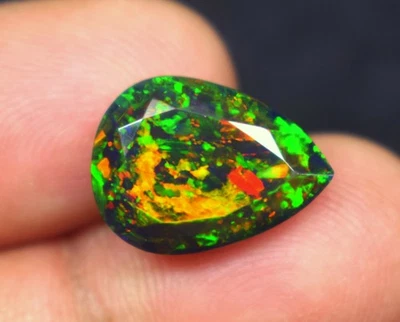 4.8 CT Fire Black Smoked Ethiopian Opal Pear Faceted Gemstone 15.6X11.5X6.6mm - Image 1 of 4