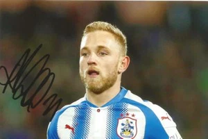 HUDDERSFIELD: ALEX PRITCHARD SIGNED 6x4 ACTION PHOTO+COA - Picture 1 of 1