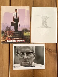 Falling Down Press Pack & Eight 10x8 Stills. Excellent Condition. Douglas - Picture 1 of 2