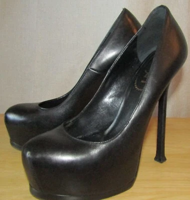 Salto de couro preto tribtoo Yves Saint Laurent autêntico muito bom estado tamanho UE 37 ou EUA 7 - Imagem 1 de 4