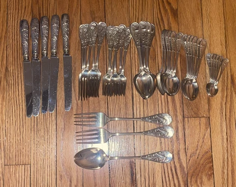 Tiffany & Co Vintage 44 Piece Sterling Silver Japanese Audubon Flatware Set Cover