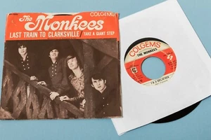2 MONKEES 45s - I'm A Believer & Last Train To Clarksville w/ Picture Sleeve - Picture 1 of 13