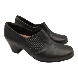 Clarks Black Leather Ankle Boots Women 8 M Slip On Round Toe Heels Shoes - Picture 1 of 7