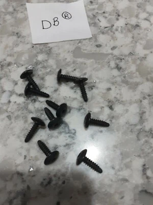 Lámpara trasera GM OEM y tornillo de ajuste interior 11611882, (10) Hecho en EE. UU. Foto 1 de 2