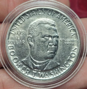 #07-045 ~ USA Etats Uni - 1/2 Half Dollar - Booker WASHINGTON 1951 - Imagen 1 de 2