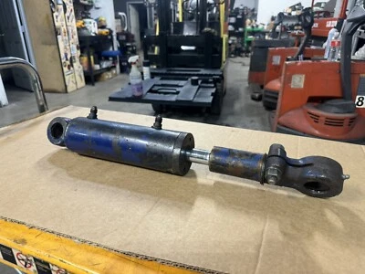 KOMATSU Forklift TILT CYLINDER ASSY. GOOD USED| P/N 37A-1JB-A310 - Image 1 of 4