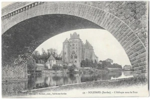 SOLESMES 72 Ansicht der Abtei unter der Brücke AK belebt unzirkuliert mit grünem Rücken ~ 1910 - Bild 1 von 2