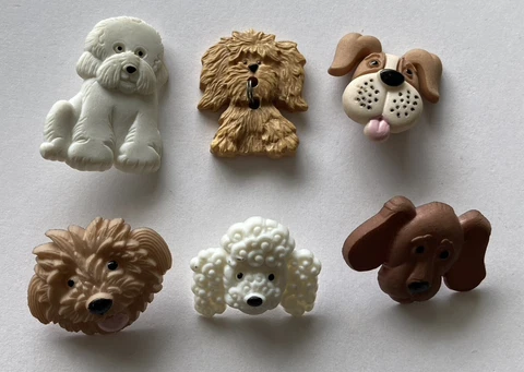 Set of 6 Vintage Plastic Realistic/Goofie Dogs Button #210 Cover