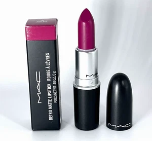 MAC Retro Matte Lipstick 705 FLAT OUT FABULOUS Full Size 3g 0,1oz Plum nuovo con scatola - Foto 1 di 6