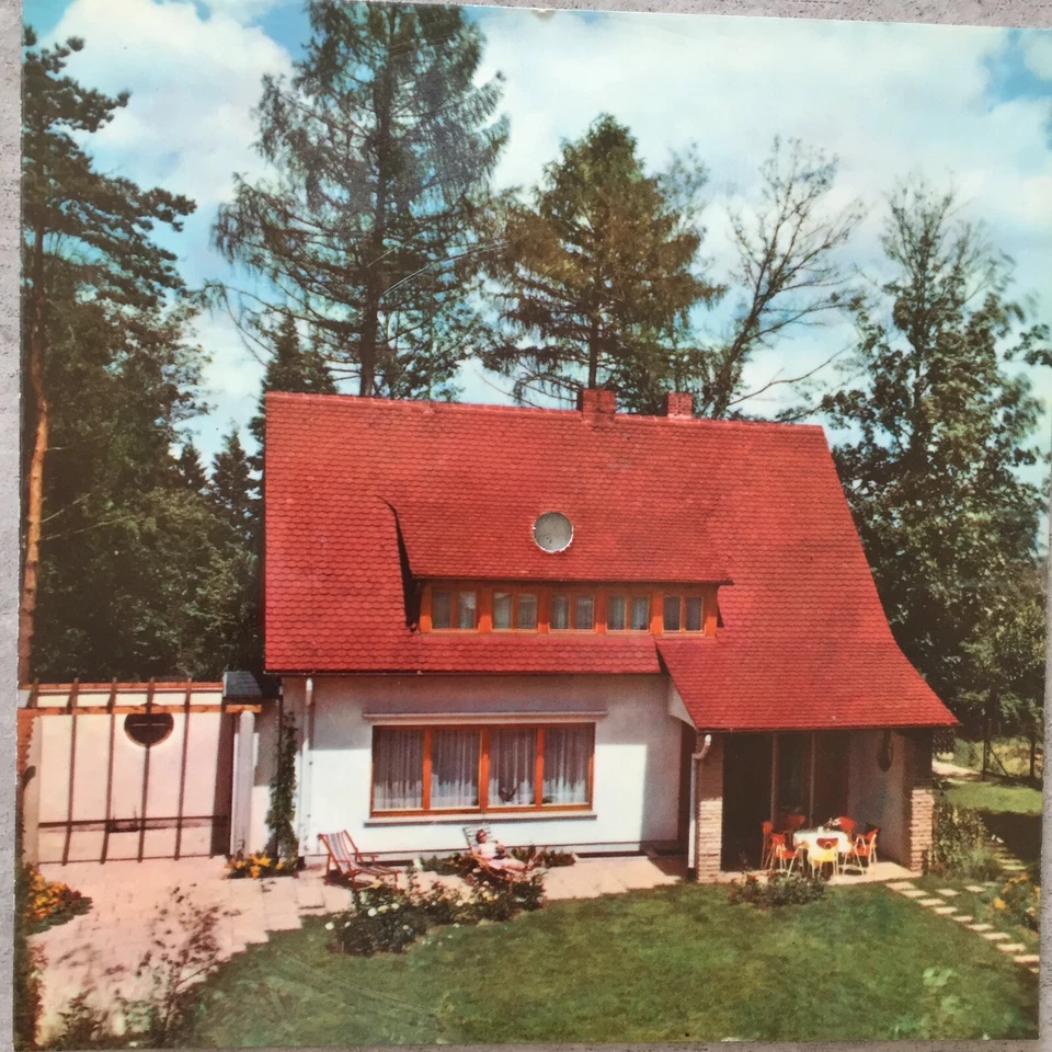 MARC HENDRIKS: Ein kleines Haus im Wiesengrün (LBS Picture-Flex / NM) - Bild 1 von 2