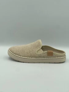 UGG WOMEN DELU - 1125093 NATURAL   **FINAL SALE ITEM** - Picture 1 of 5