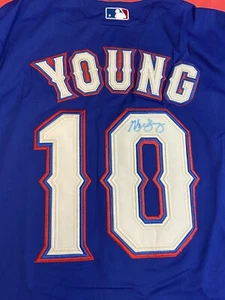 CAMISETA DE LOS TEXAS RANGERS FIRMADA AUTOGRAFIADA POR MICHAEL YOUNG #10 AZUL TALLA 50 - Imagen 1 de 7