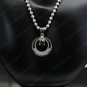 Certified 15.10 g Natural Green Tourmaline Loose Gemstone Pendant in 925 Silver - Imagen 1 de 6