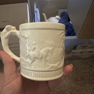 Taza grande Wedgwood Etruria & Barlaston Hound Handle Devonshire escena de caza - Imagen 1 de 5
