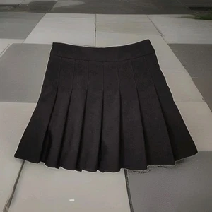 Minifalda vintage Y2K colegiala pliegues negros Whimsigoth Academia incorporada panty - Imagen 1 de 15