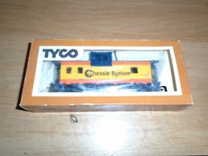 HO SCALE TYCO CHESSIE SYSTEM CABOOSE. W/B - Picture 1 of 2