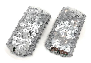 *Reino Unido* Plateado Con Borde Par De Delgado Lentejuelas Elásticas Pulsera Puño Muñeca Nuevo - Imagen 1 de 3