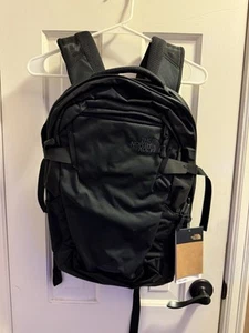 The North Face Unisex Recon Backpack School Bag TNF Black BRAND NEW WITH TAGS! - Picture 1 of 8