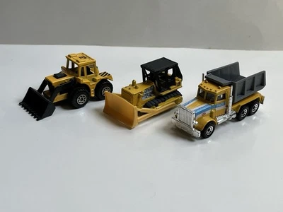 Tractor de pala Matchbox #29 de colección, excavadora CAT D9 #64, Peterbilt Dumptruck #30 Foto 1 de 4