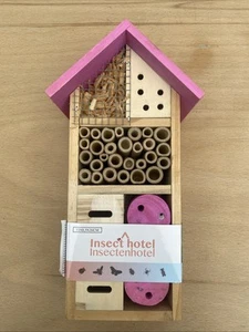 Wooden Bug Beetle Insect Safety Hotel House Bee Nest Home Garden 26cm New - Picture 1 of 2