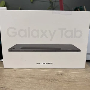 Samsung Galaxy Tab S9 FE SM-X510 Tablet 6gb/128gb, Gray - NEW UK  - Picture 1 of 2