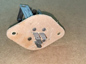 Resistencia de motor soplador Corvette con aire acondicionado C3 FABRICANTE DE EQUIPOS ORIGINALES GM 69 70 71 - Imagen 1 de 3