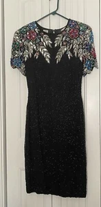 Fantasy by Lisa Kane Perlen Seidenkleid Pailletten Cut Out Rücken Slinky Sexy - Bild 1 von 11
