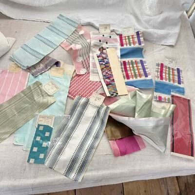 33~1890-1920 St Etienne Francés Antiguo Cinta Muestras Seda Impresa Muñeca Ropa Foto 1 de 4