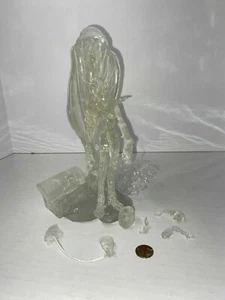 Vintage Resurrection of Monstress Clear Creature Gillealia Action Figure Loose - Picture 1 of 3