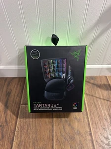 Razer Tartarus V2 Gaming Keypad - Picture 1 of 5