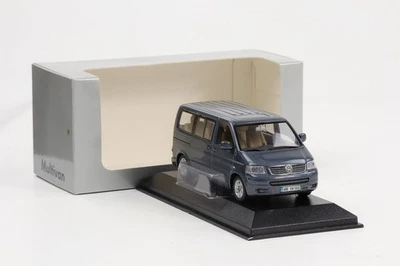 1:43 Minichamps Volkswagen VW Multivan Grigio 842 9021 26 Dealer - Immagine 1 di 4