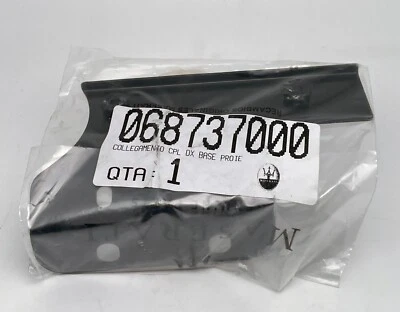 Conjunto de conexión base de faros diestro Maserati GranCabrio, GranTurismo 68737000 Foto 1 de 2