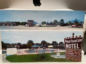 Fort Pierce, Florida FL ~ Roadside ROYAL FOUNTAIN MOTEL c1950s Fragales Postkarte - Bild 1 von 2