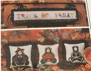 Vtg Rare The Cricket Collection TRICK-or-TREAT Cross St Pattern '93 Bk 112 - Picture 1 of 4