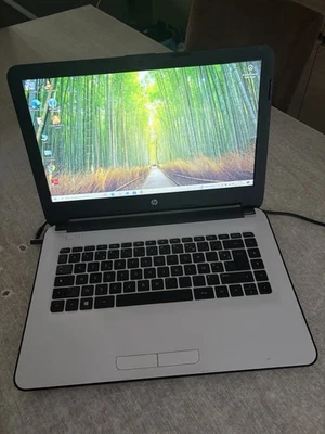 HP notebook 14-am026nf. OCCASION. État Correct - Photo 1/4